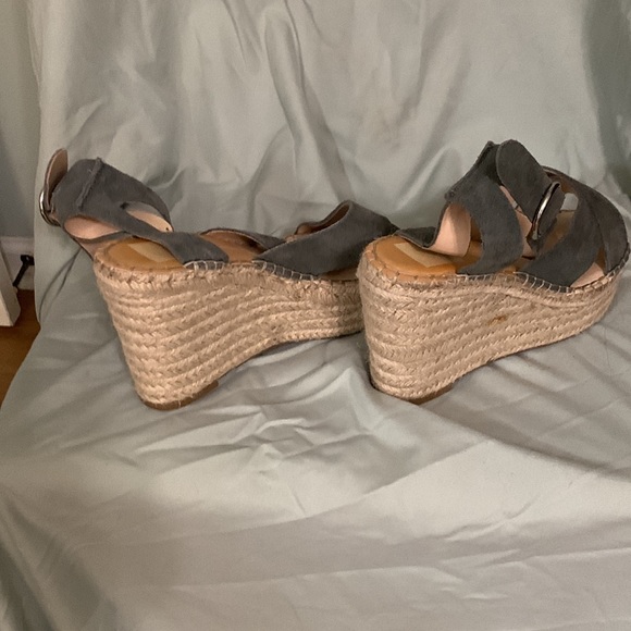Slip on sandals with ankle strap. - Picture 3 of 4